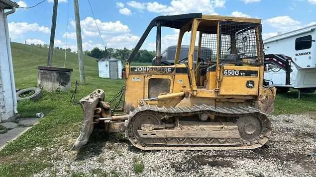 john deere 650g lt specs