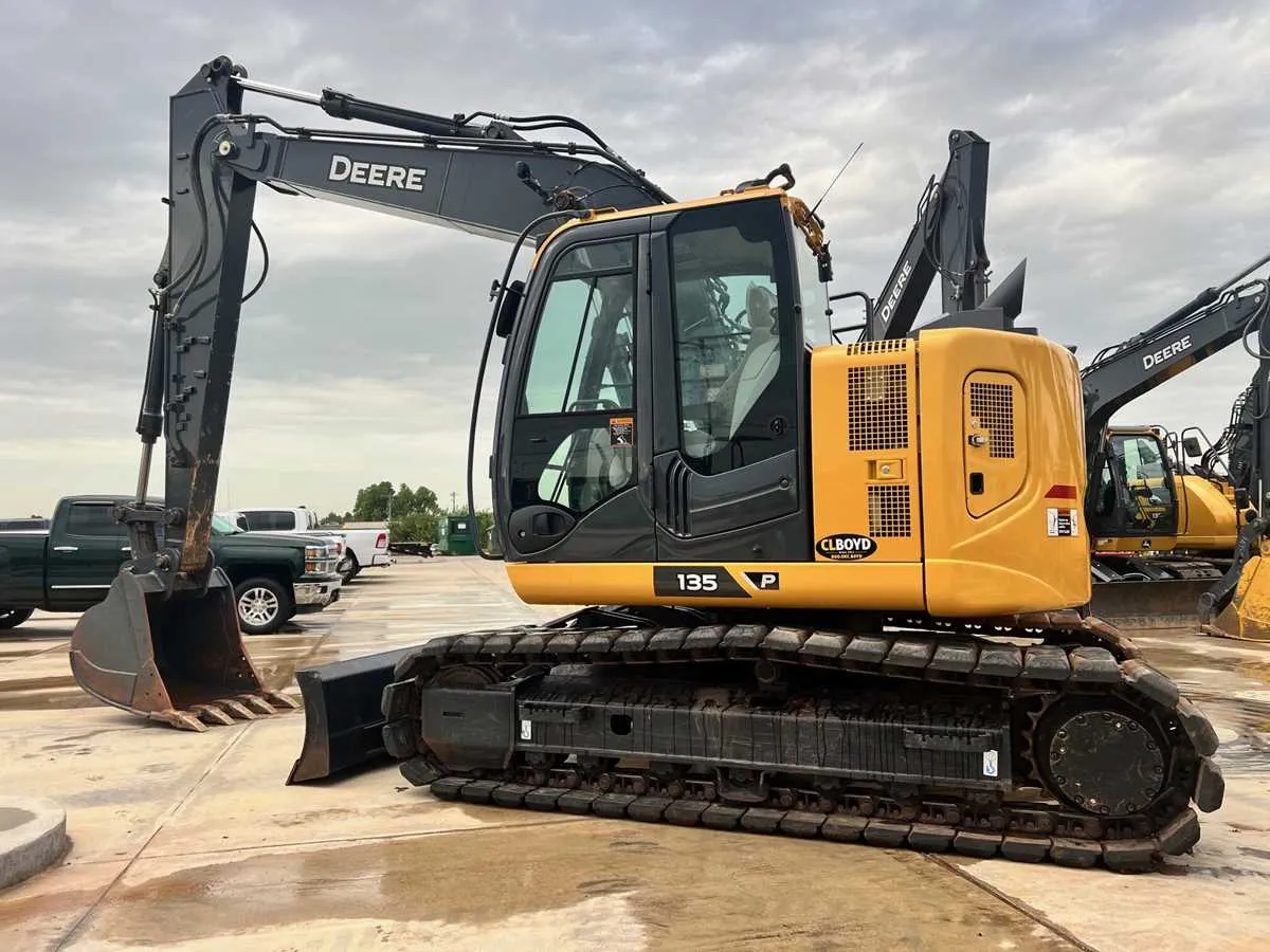 john deere 135g excavator specs