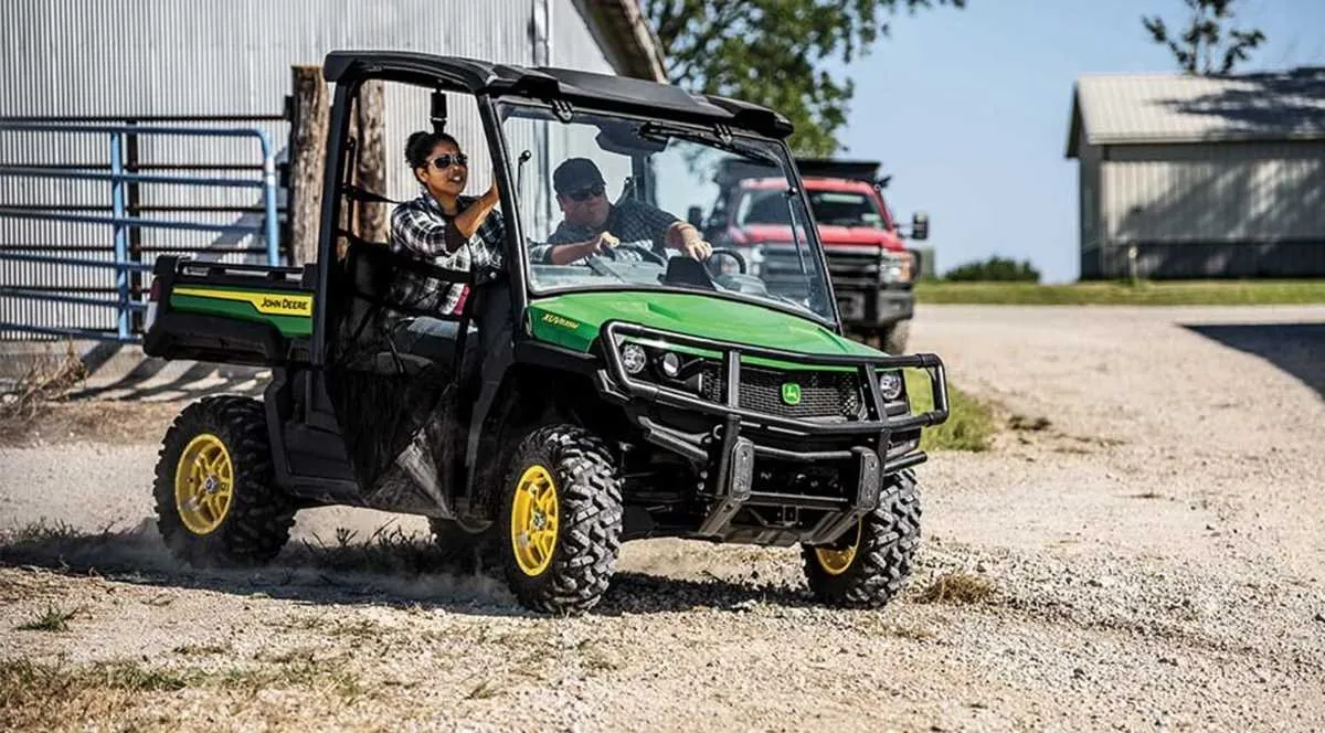 2019 john deere gator 835m specs