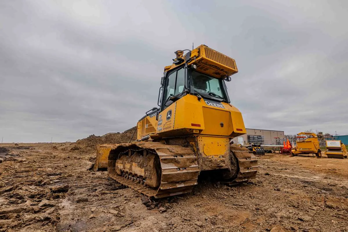 700 john deere dozer specs