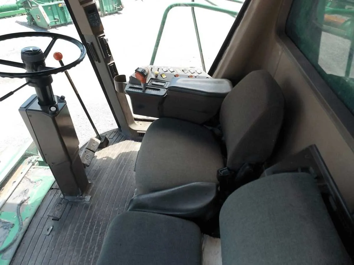 john deere 9500 sidehill combine specs
