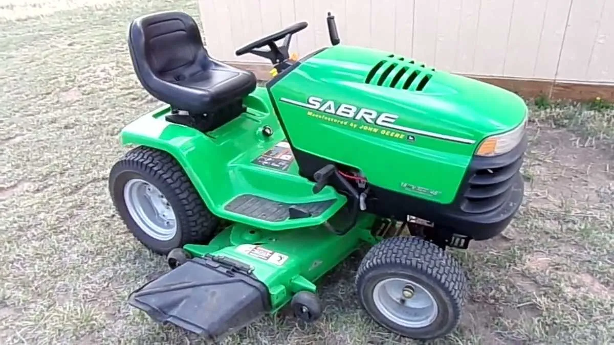 john deere sabre garden tractor specs