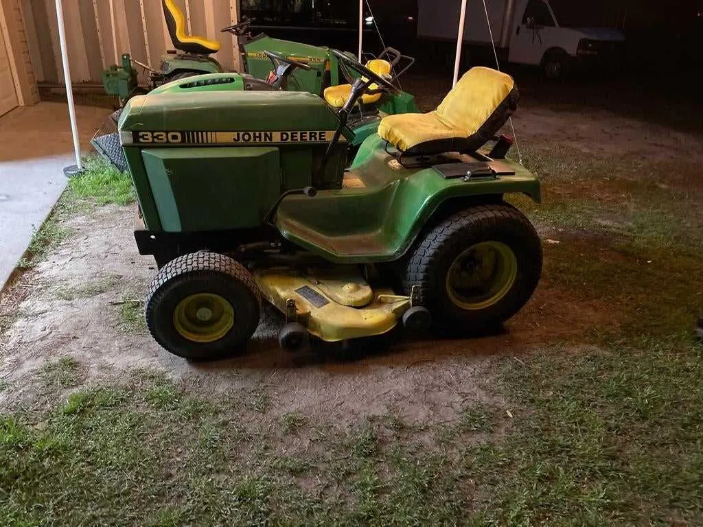 john deere 330 garden tractor specs
