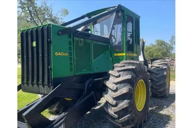 john deere 640g skidder specs