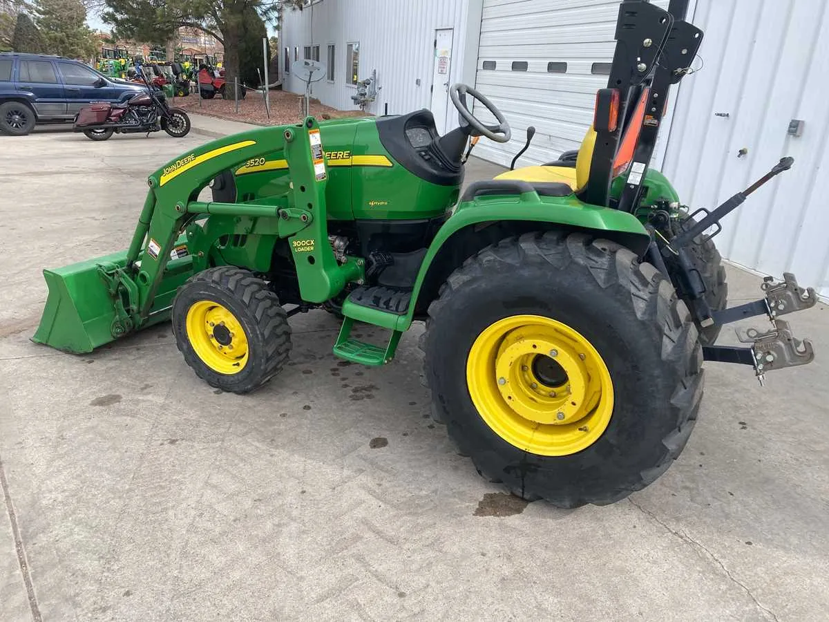 2006 john deere 3520 specs