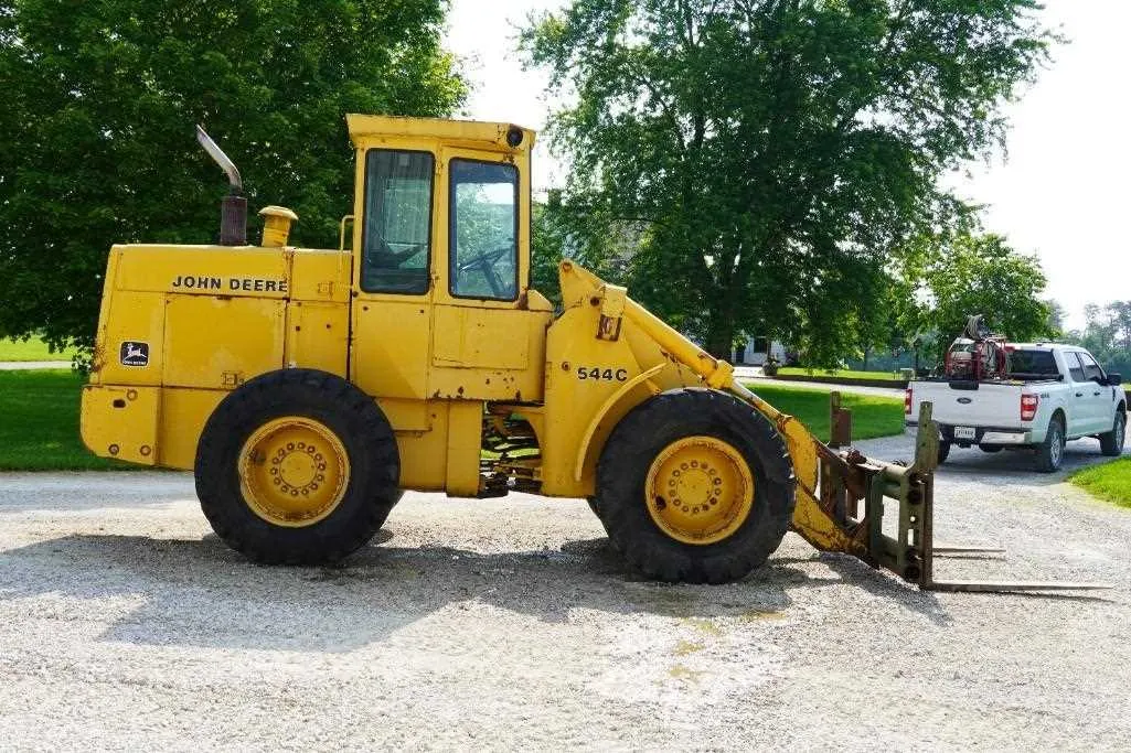 544c john deere loader specs